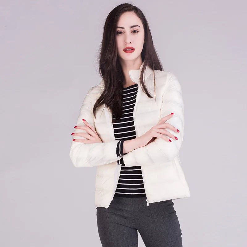 Women Ultra Lightweight Packable Travel All Season Puffer Coats Slim Fit